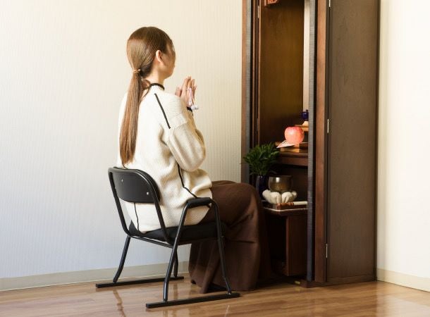 唱題用イス スタッキングチェアⅡ ひじ付き | 金剛堂オンラインストア